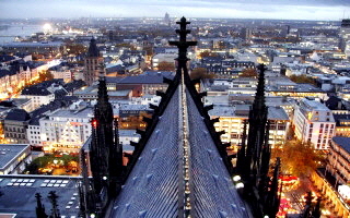 a_domw_f